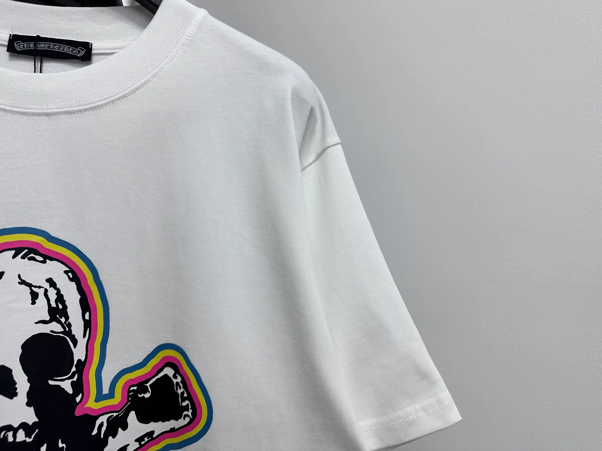🅿️170 [chrome hearte] Chrome hearte Sanskrit skull color printed T-shirt. Every style of Chrome hearte is really unique. Every piece has a back view. This leather label design is really cool. Made of 260g pure cotton fabric. Rigorous craftsmanship. Details determine quality. Original washed tag packaging, full of style! Color: Black White Size: XS-L